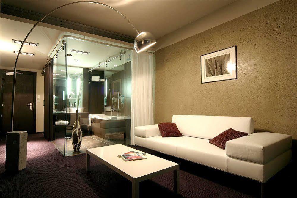 Le Rex Hotel Tarbes Exteriér fotografie